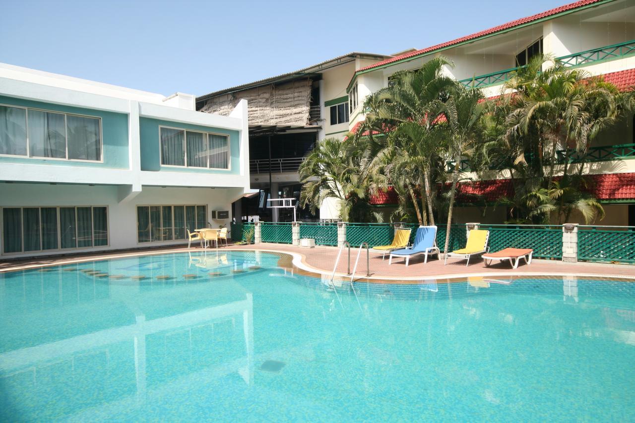 Hotel Miramar Daman Bagian luar foto